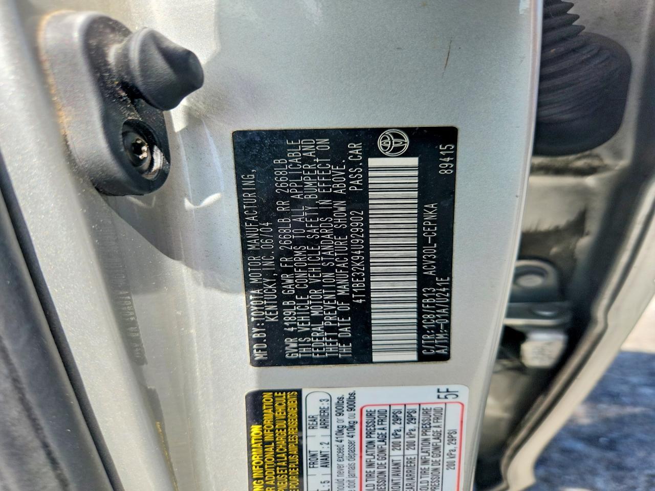 2004 TOYOTA CAMRY
