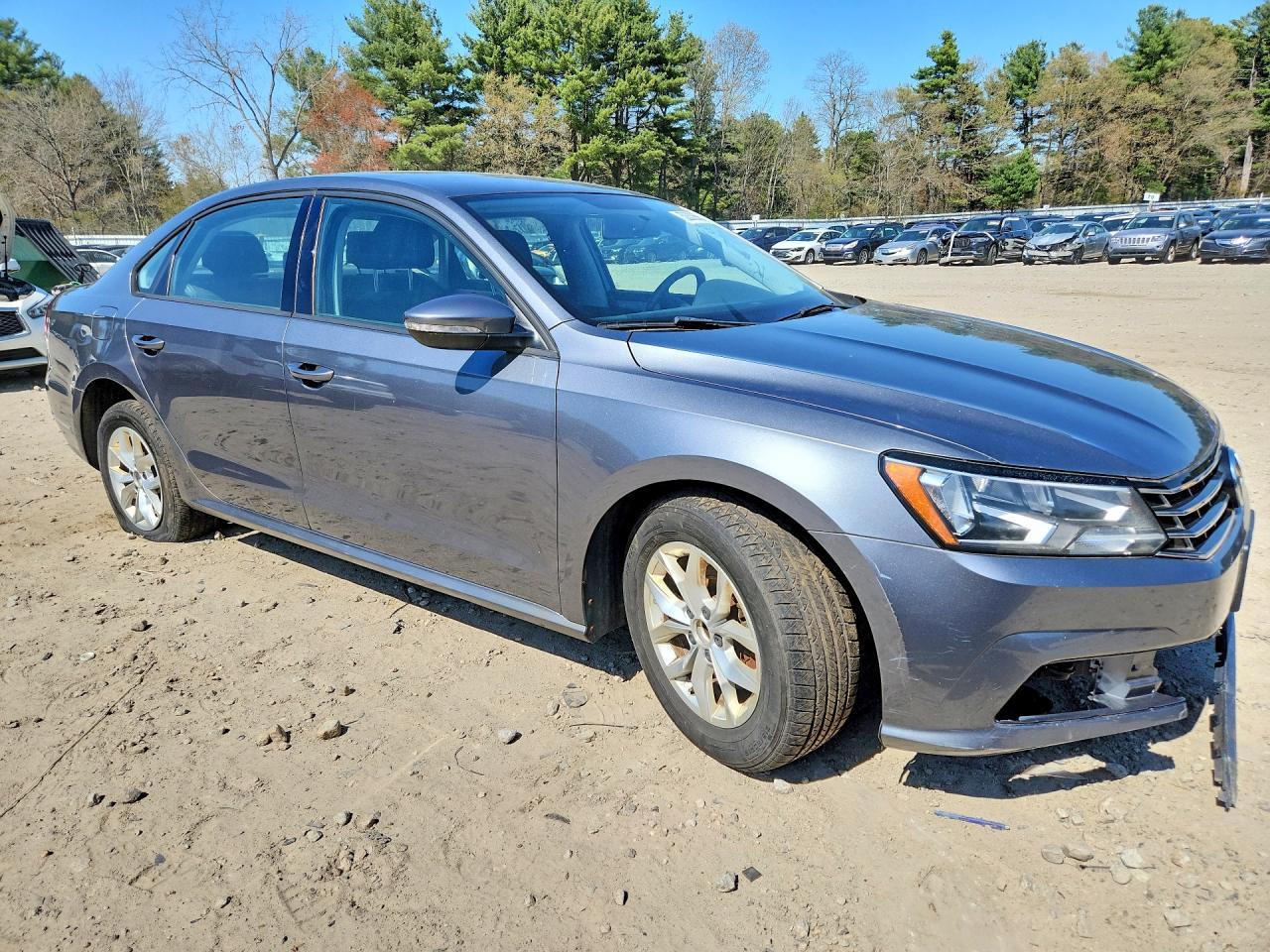 2018 VOLKSWAGEN Passat