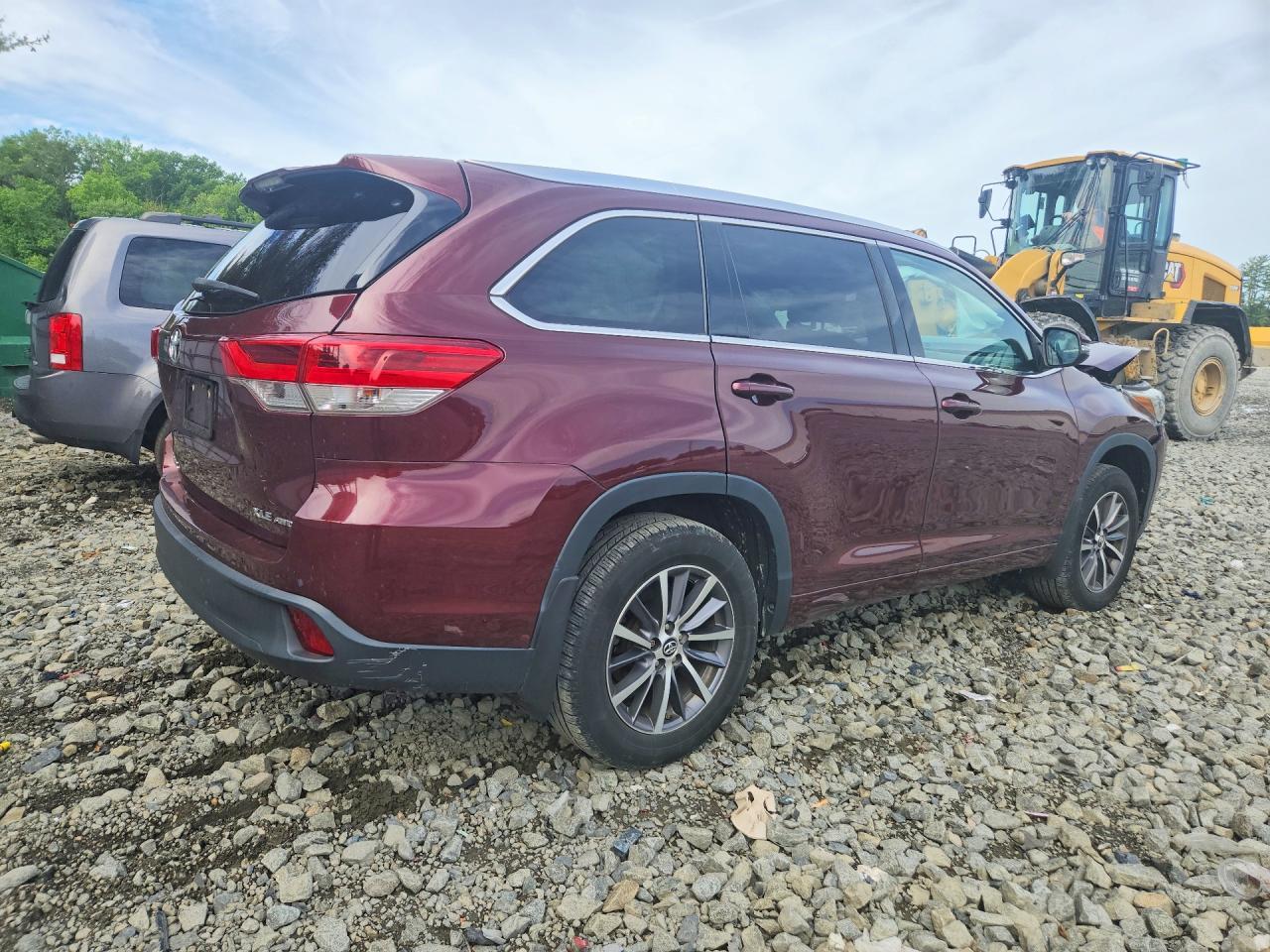 2018 TOYOTA HIGHLANDER