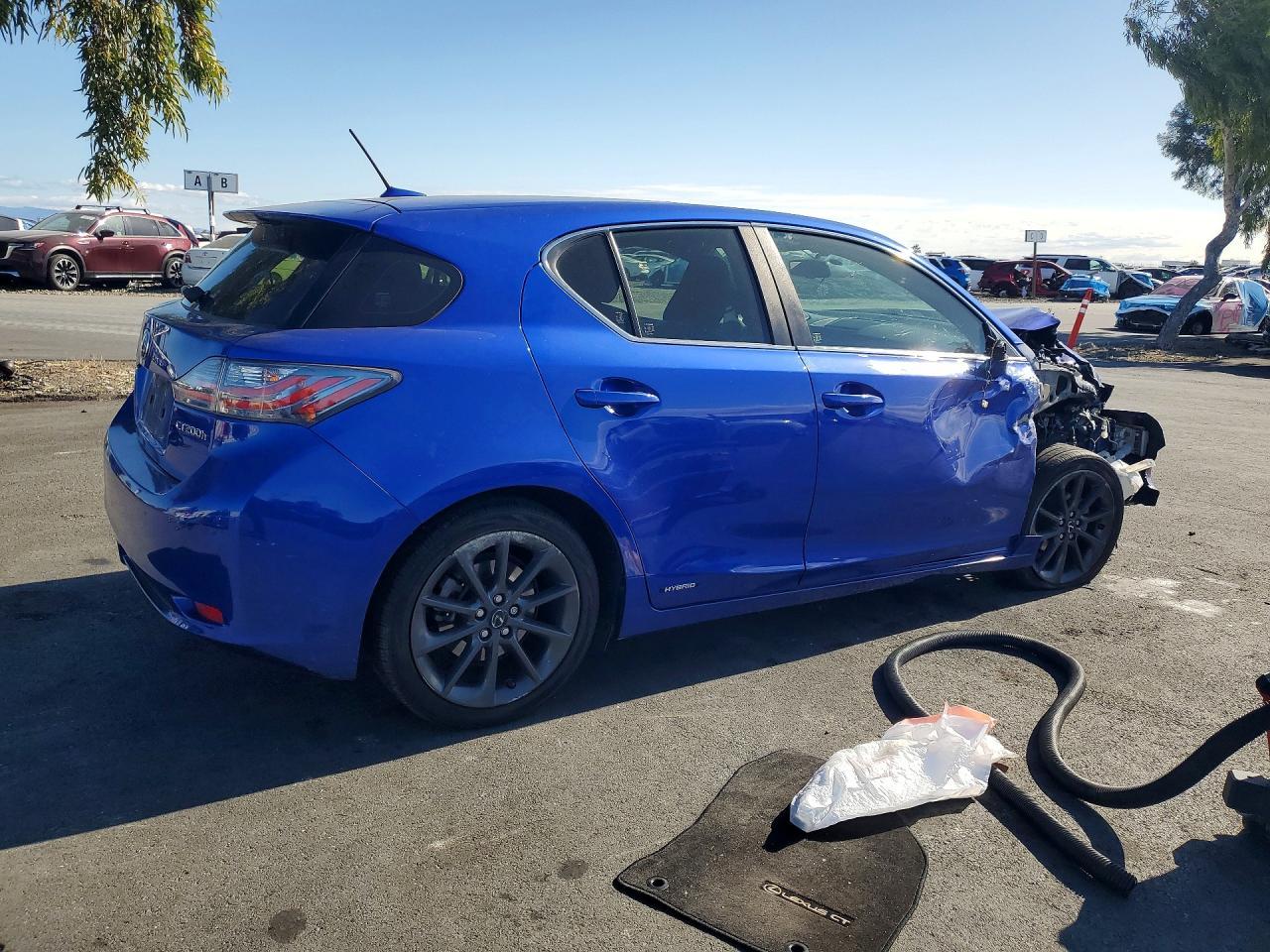 2012 LEXUS CT 200