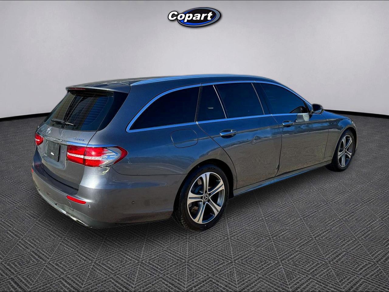 2017 MERCEDES-BENZ E-Class
