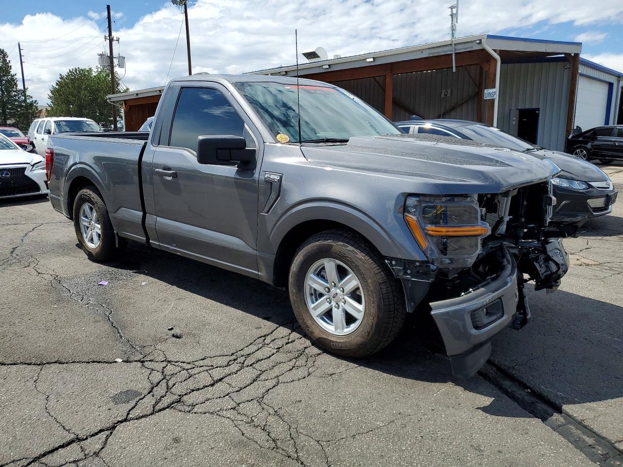 2024 FORD F-150 Lightning