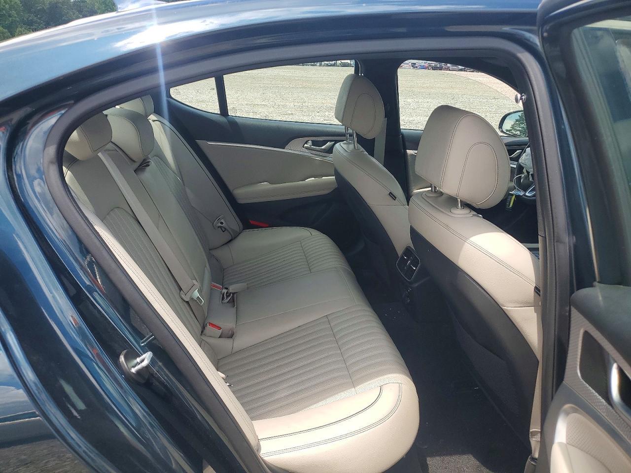 2023 GENESIS G70