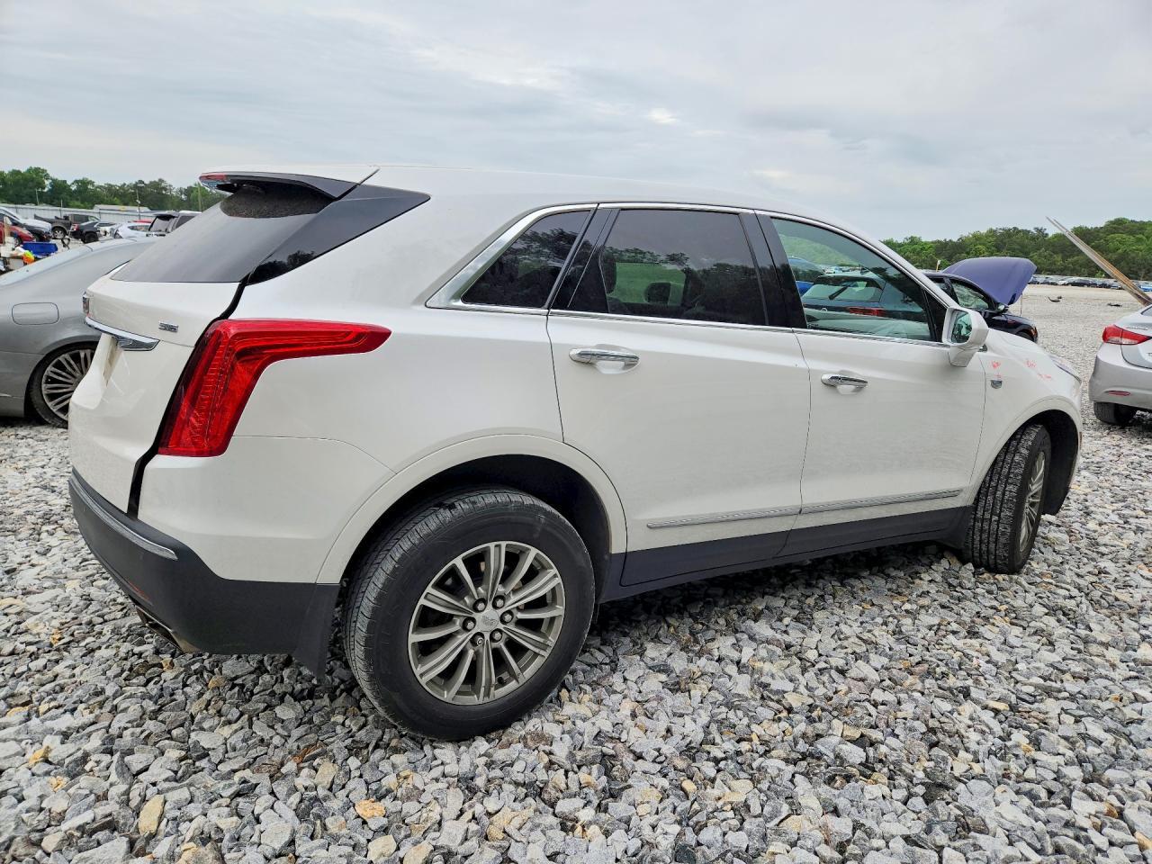 2018 CADILLAC XT5