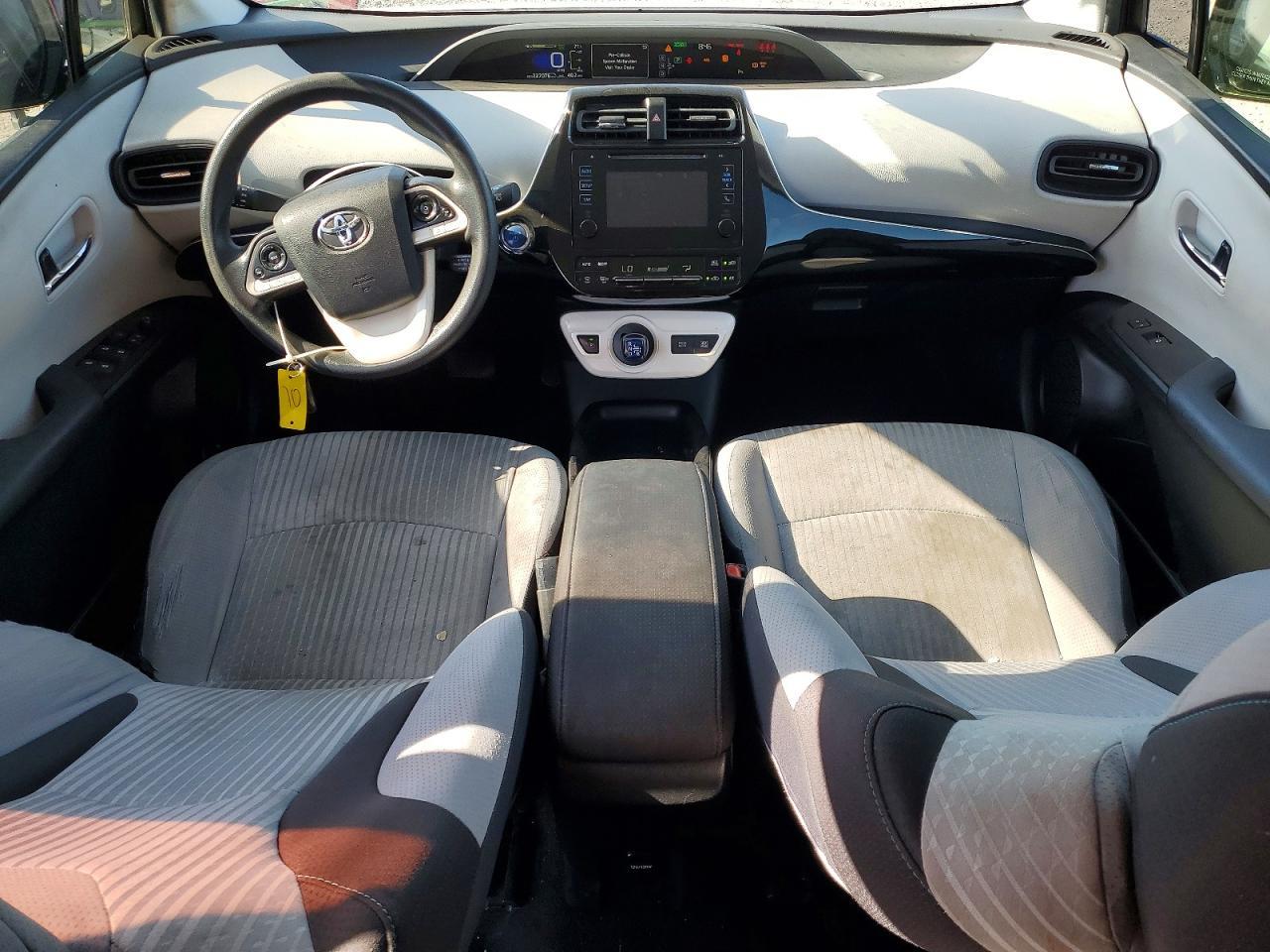 2017 TOYOTA PRIUS