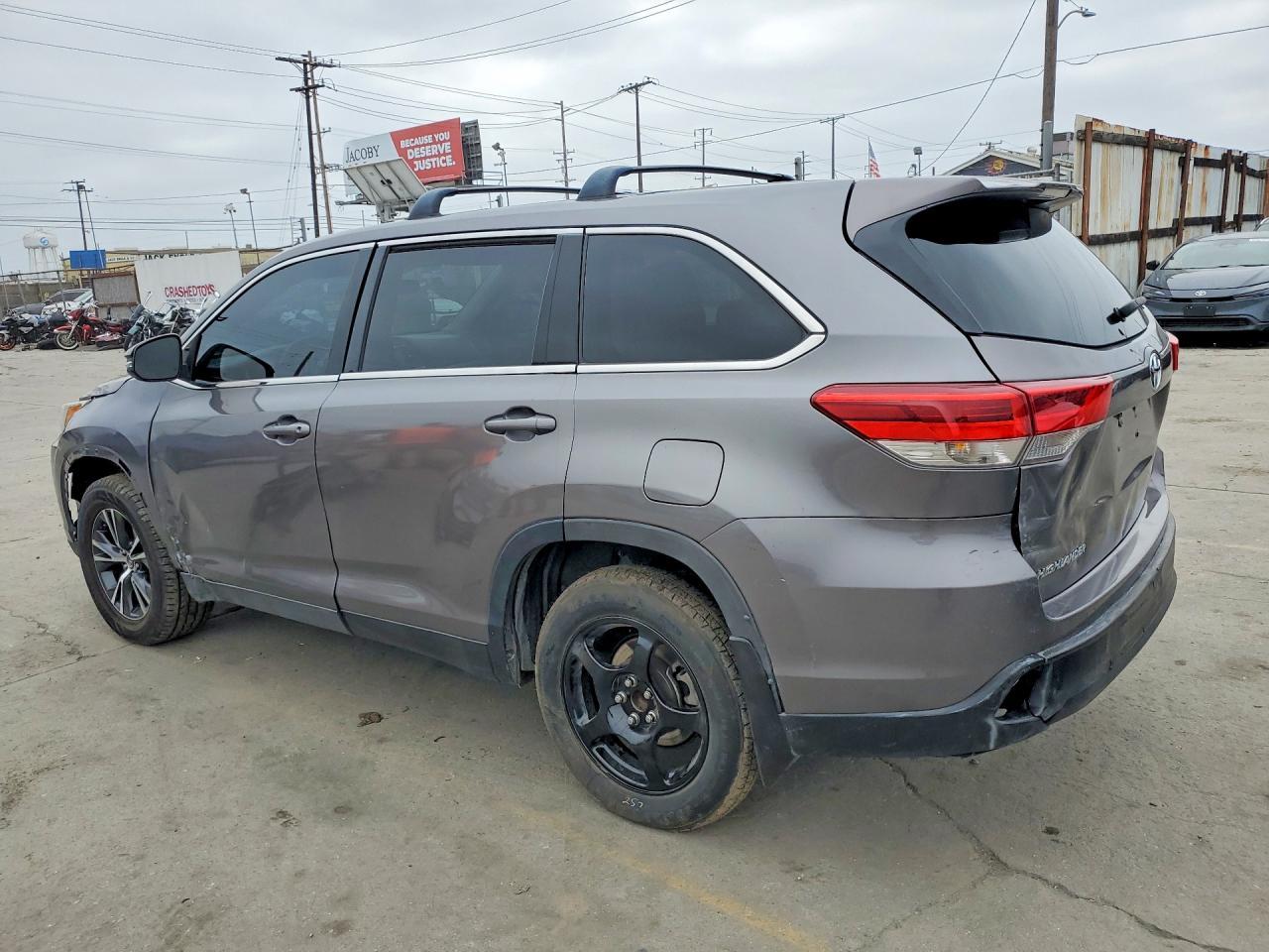 2019 TOYOTA HIGHLANDER