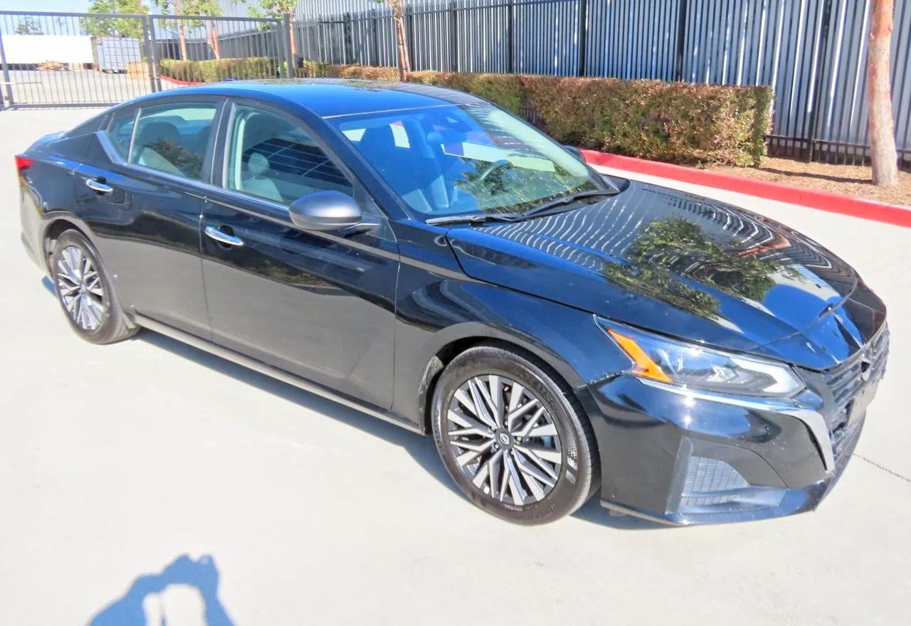 2025 NISSAN ALTIMA