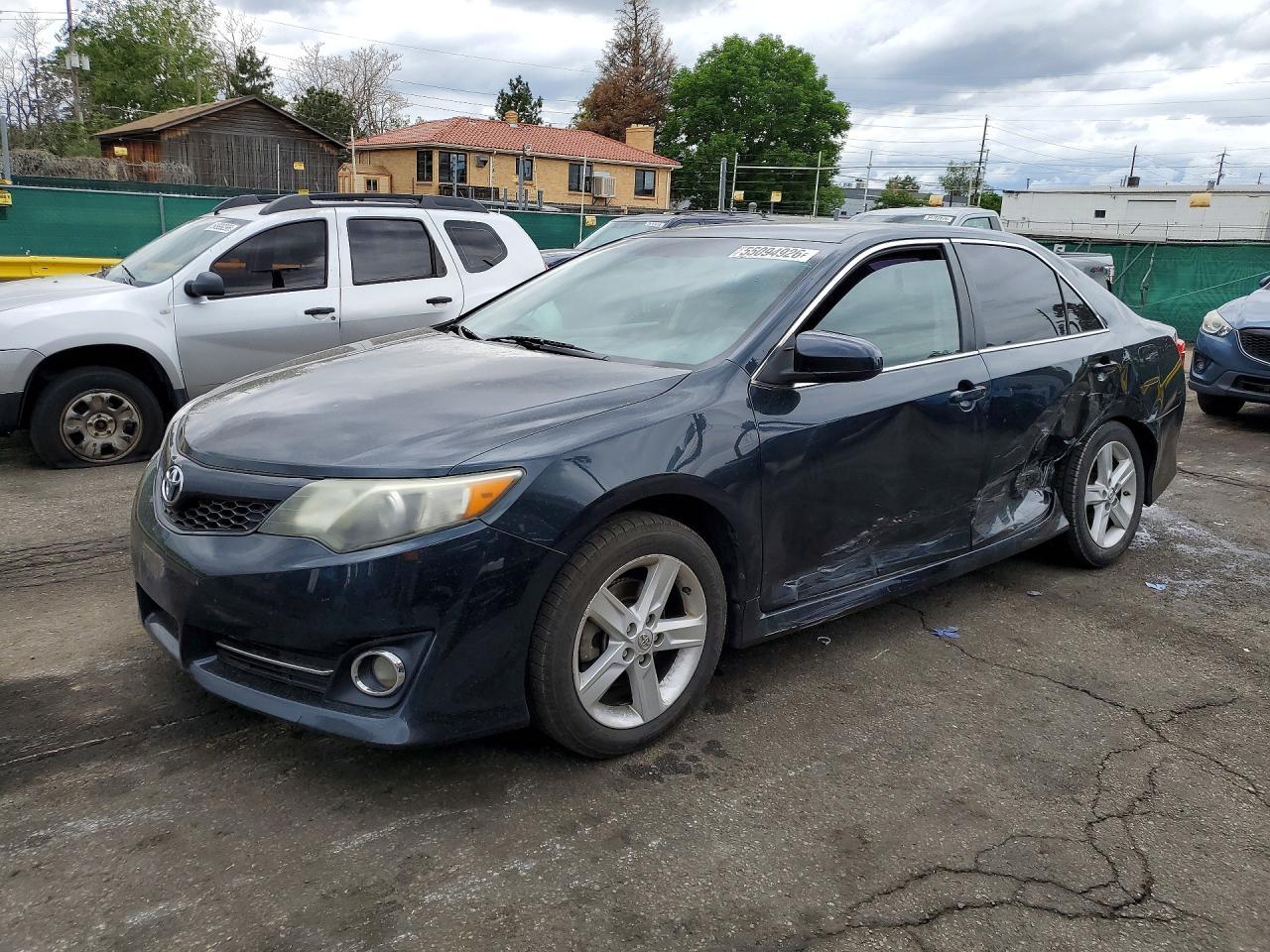 2014 TOYOTA CAMRY