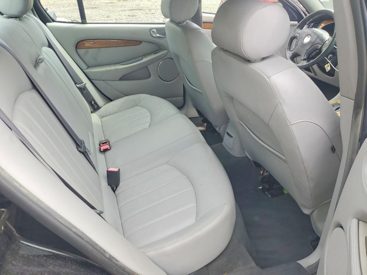 2002 JAGUAR X-Type