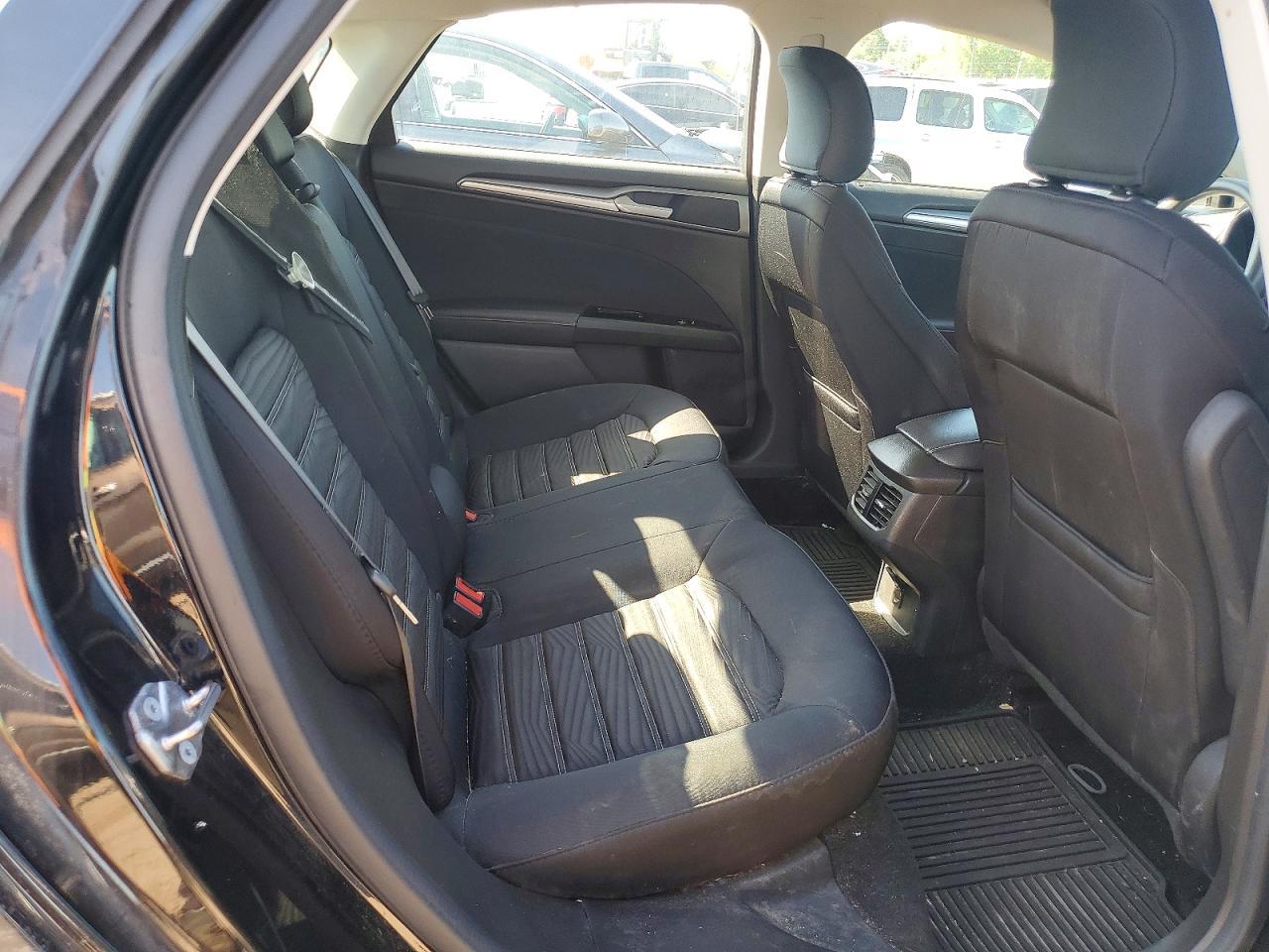 2016 FORD FUSION