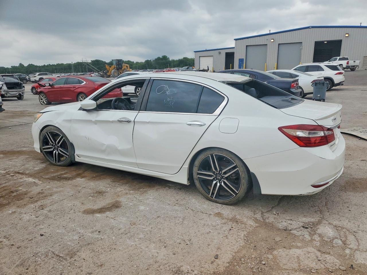 2016 HONDA ACCORD