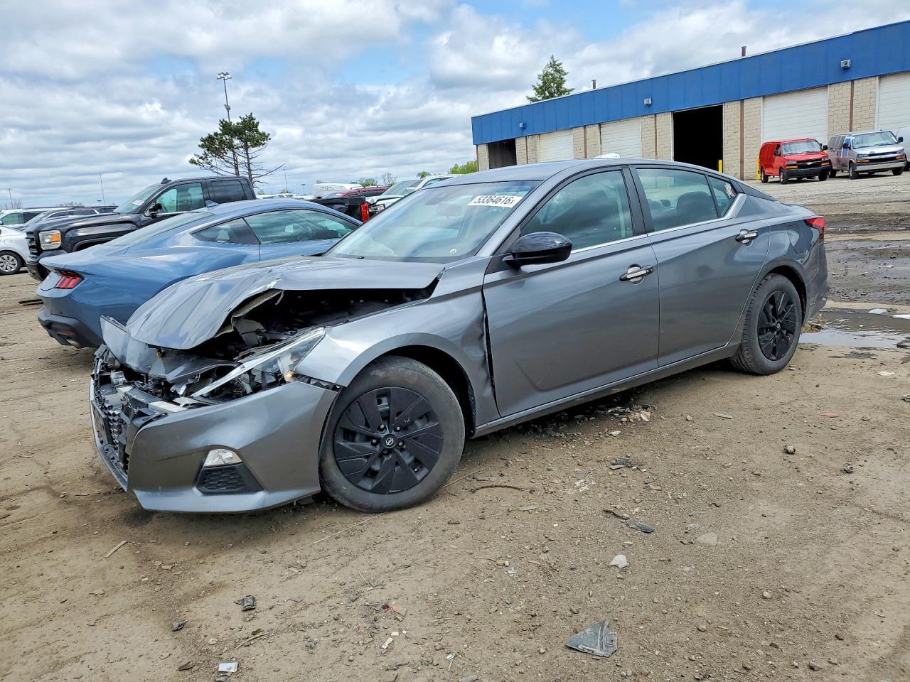 2022 NISSAN ALTIMA