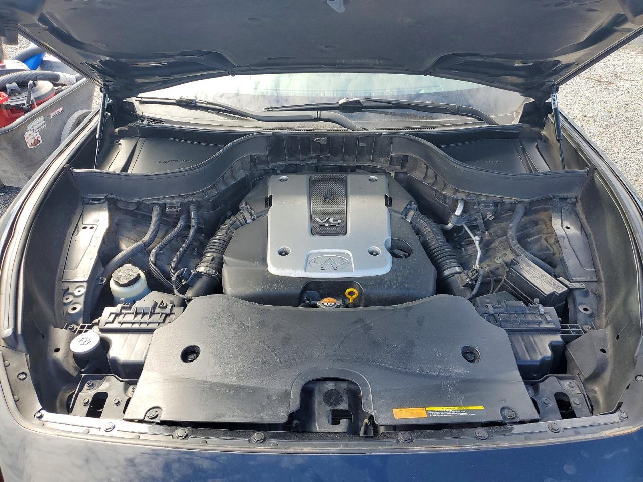 2012 INFINITI FX35