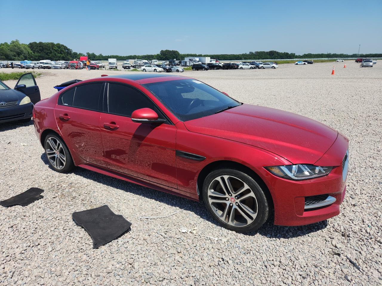 2017 JAGUAR XE