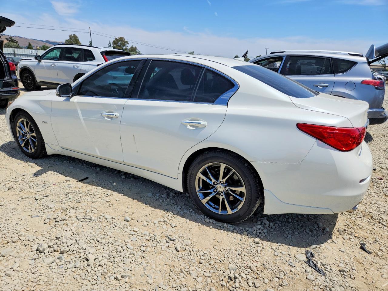 2017 INFINITI Q50