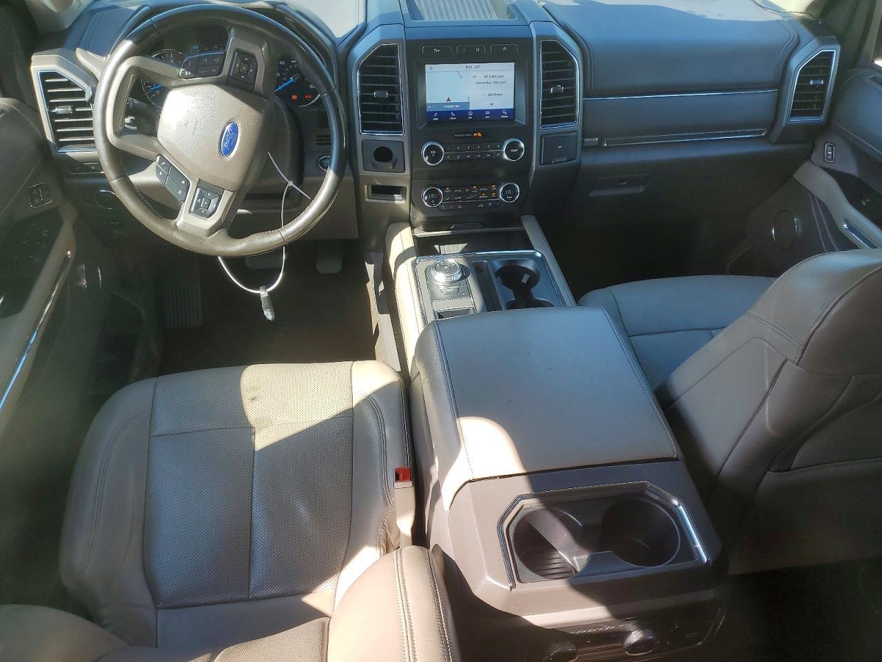 2021 FORD Expedition