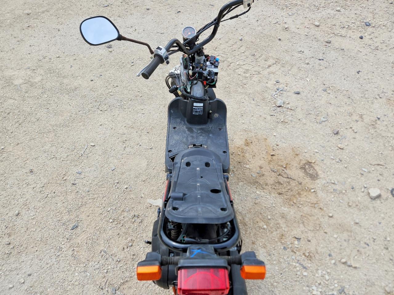 2012 HONDA NPS50