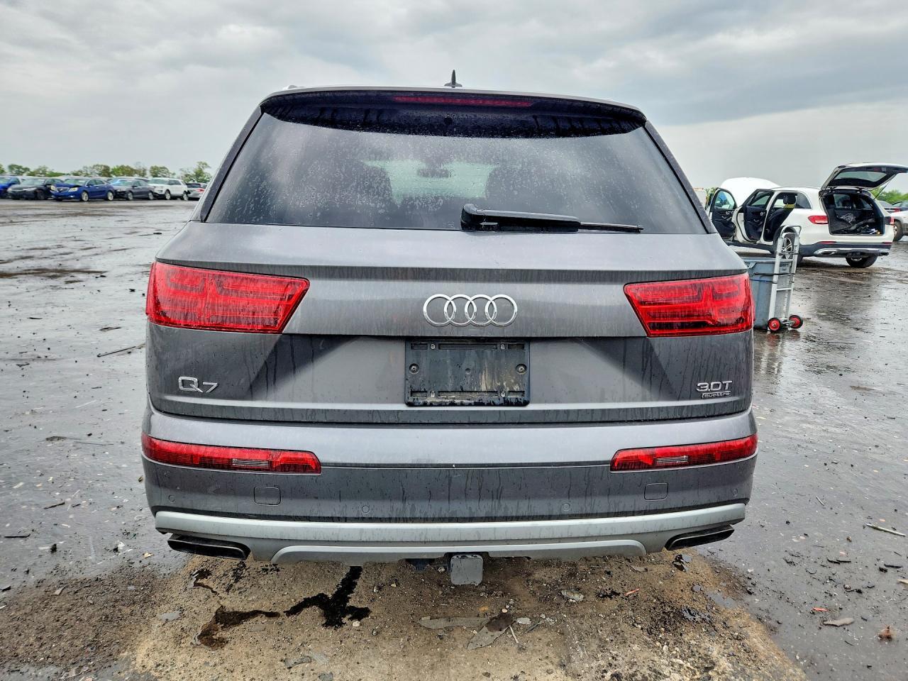 2018 AUDI Q7