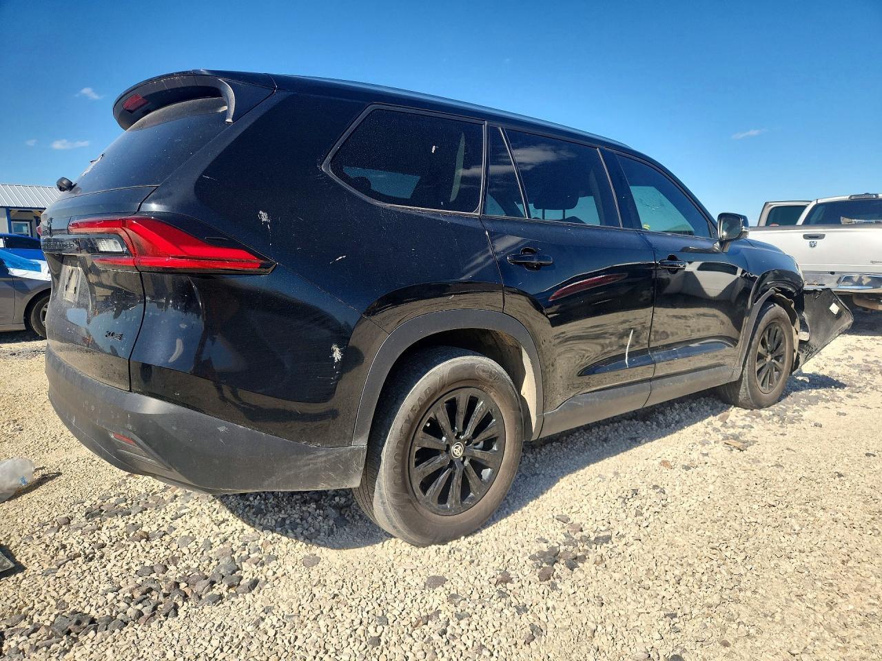 2024 TOYOTA HIGHLANDER