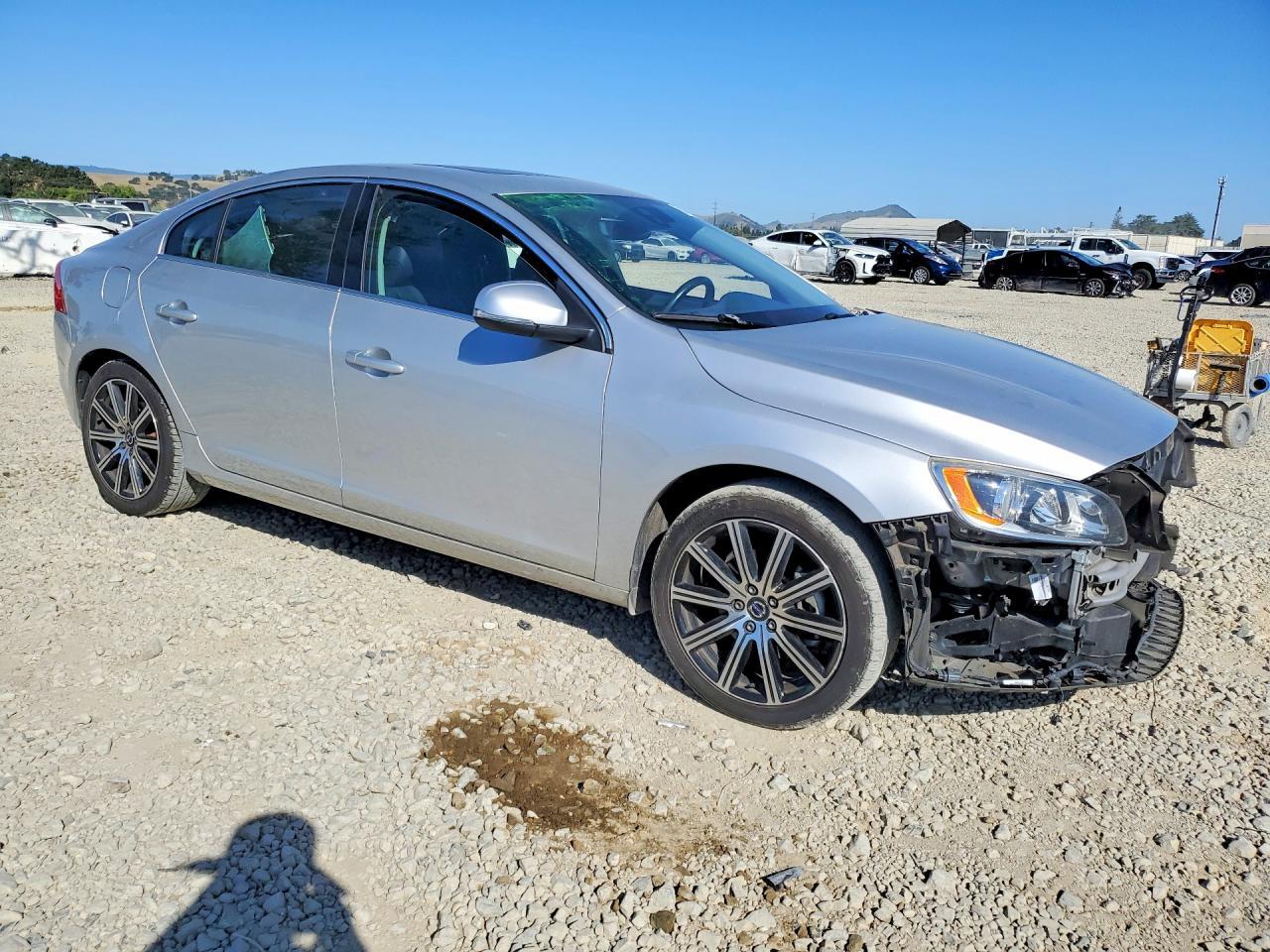 2018 VOLVO S60