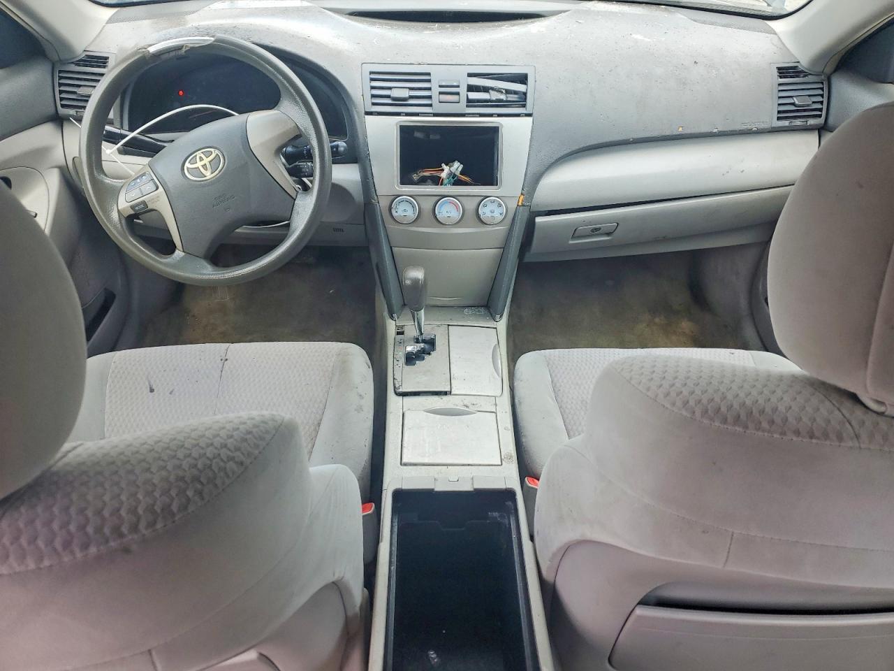 2011 TOYOTA CAMRY