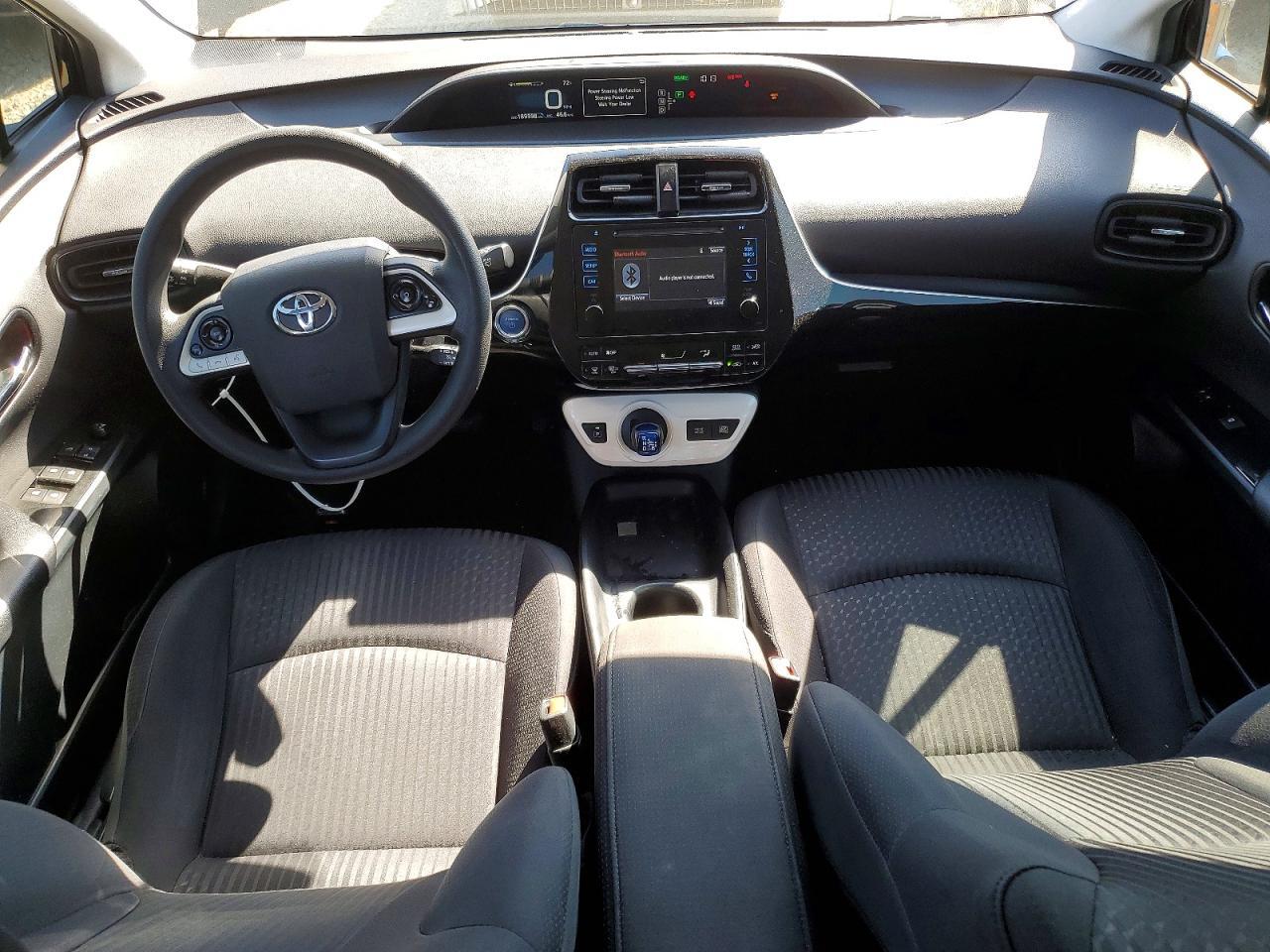 2016 TOYOTA PRIUS