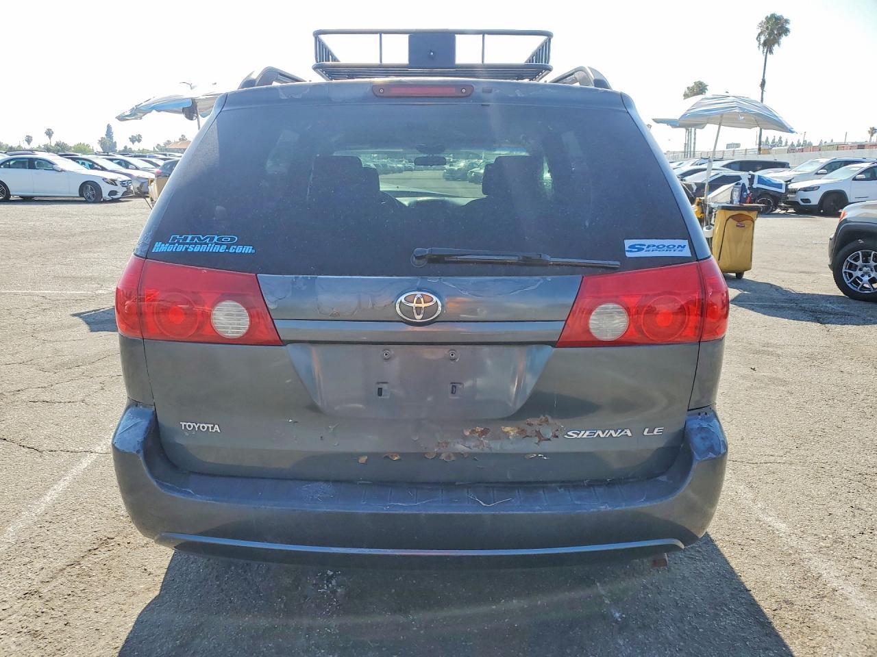 2006 TOYOTA SIENNA