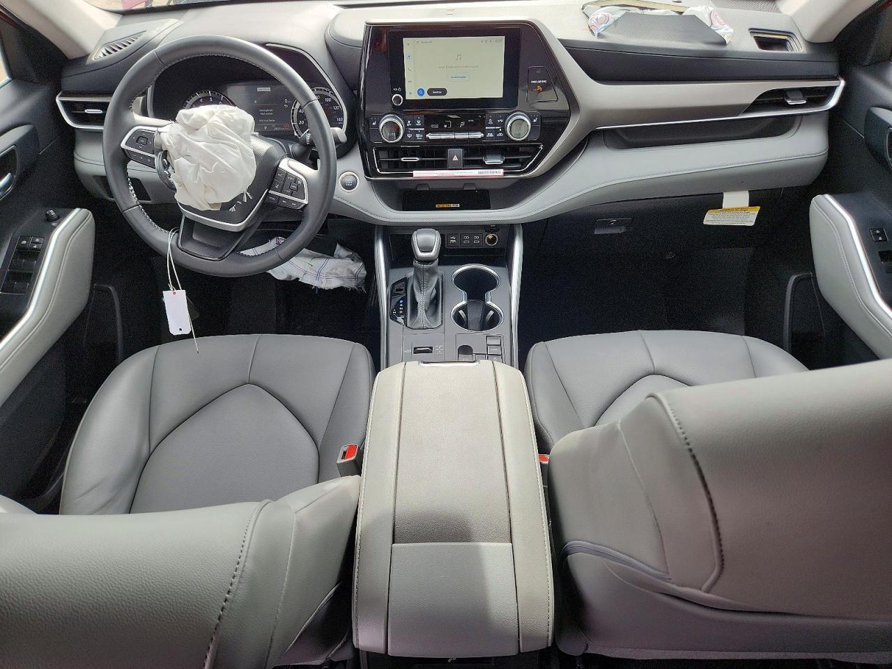 2024 TOYOTA HIGHLANDER