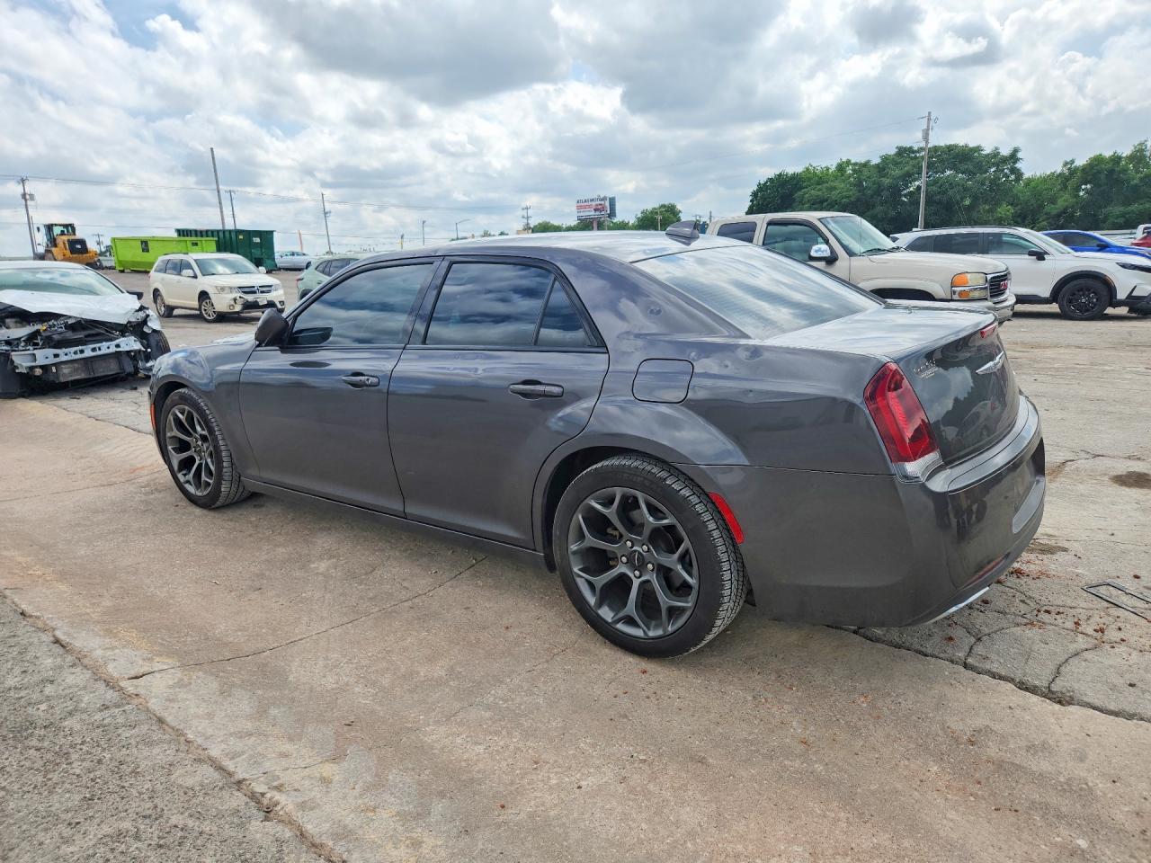 2016 CHRYSLER 300
