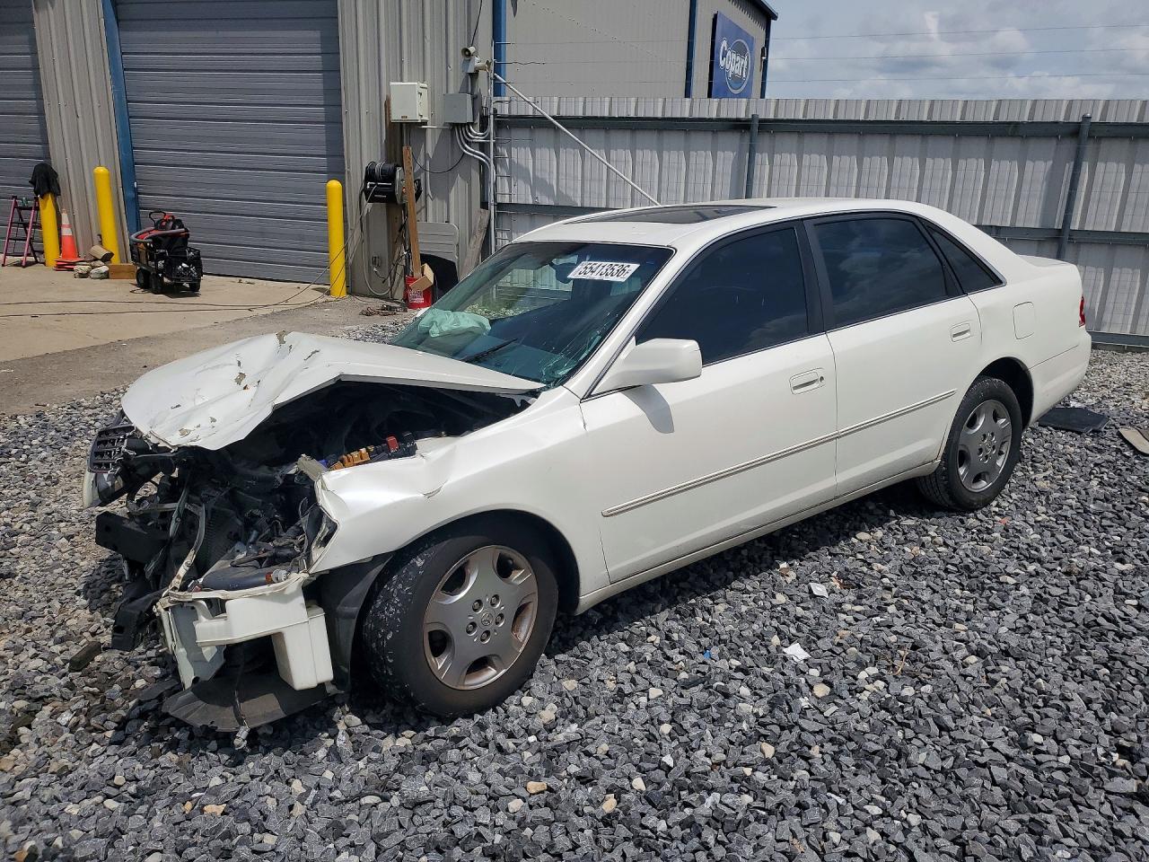 2004 TOYOTA Avalon