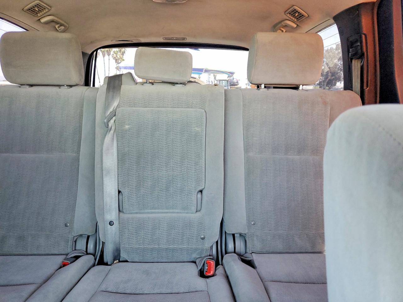 2015 TOYOTA Sequoia