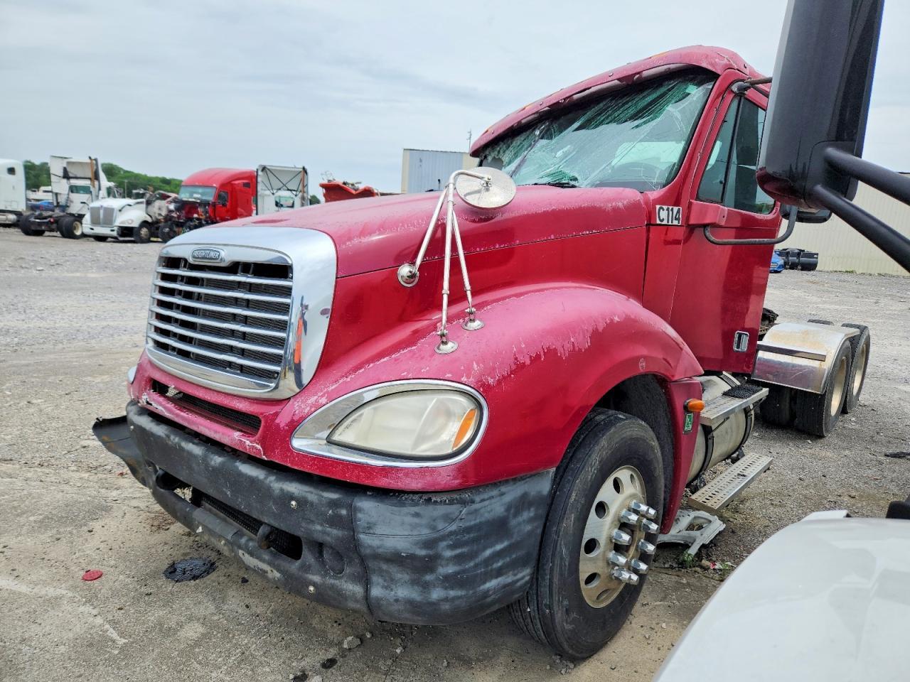 2006 FREIGHTLINER Columbia