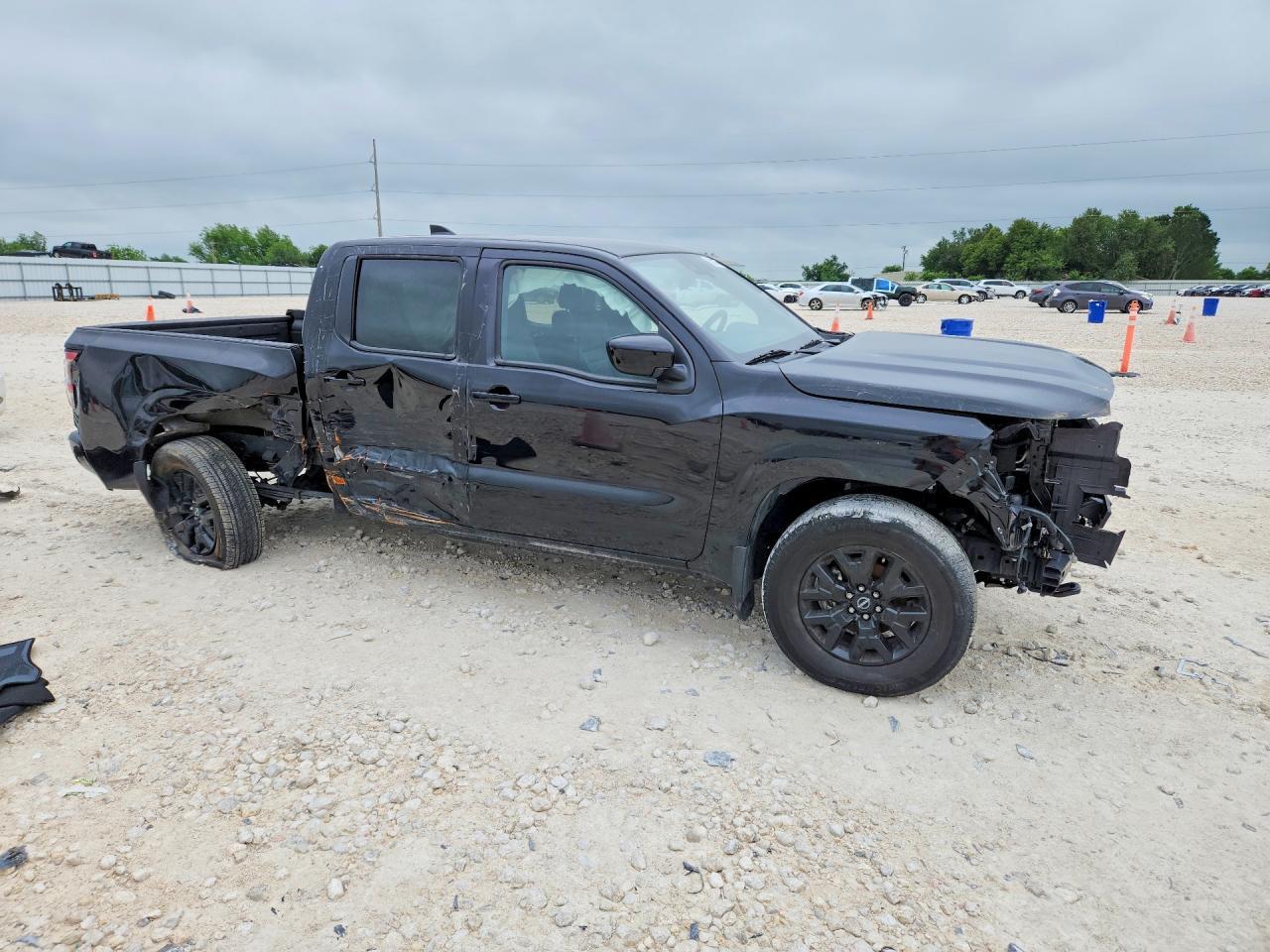 2023 NISSAN Frontier