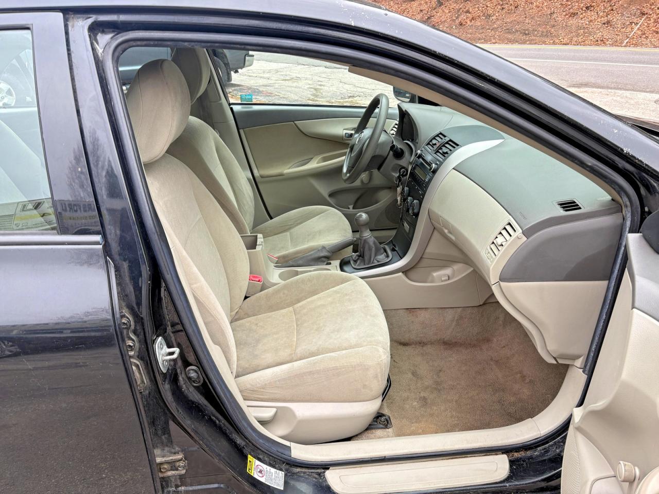 2010 TOYOTA COROLLA