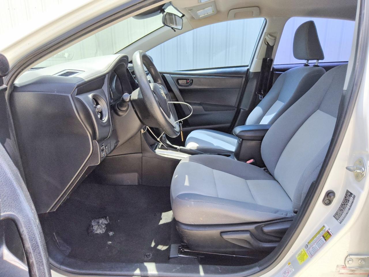 2017 TOYOTA COROLLA