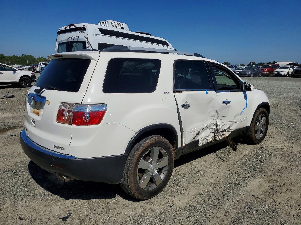 2011 GMC ACADIA