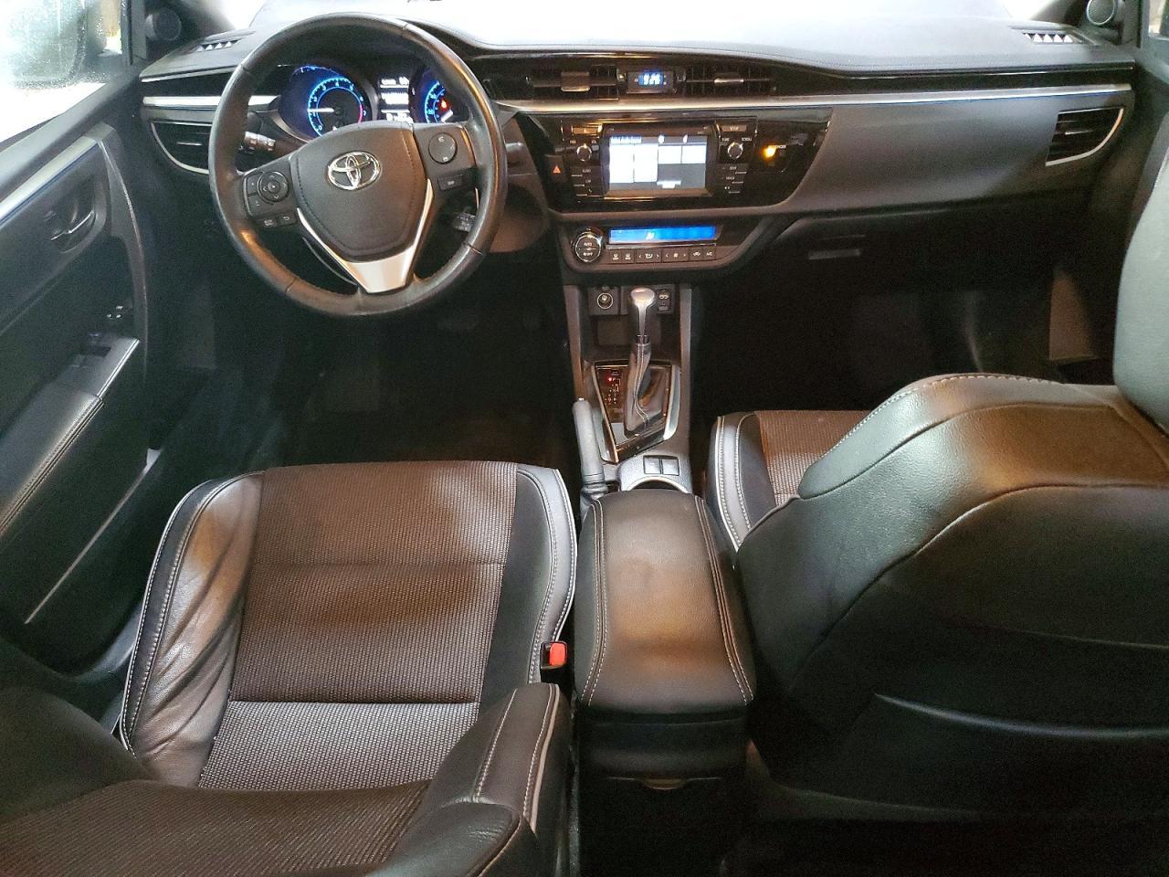 2016 TOYOTA COROLLA