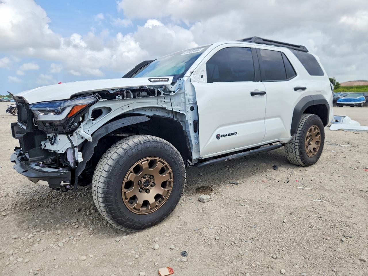 2025 TOYOTA 4Runner