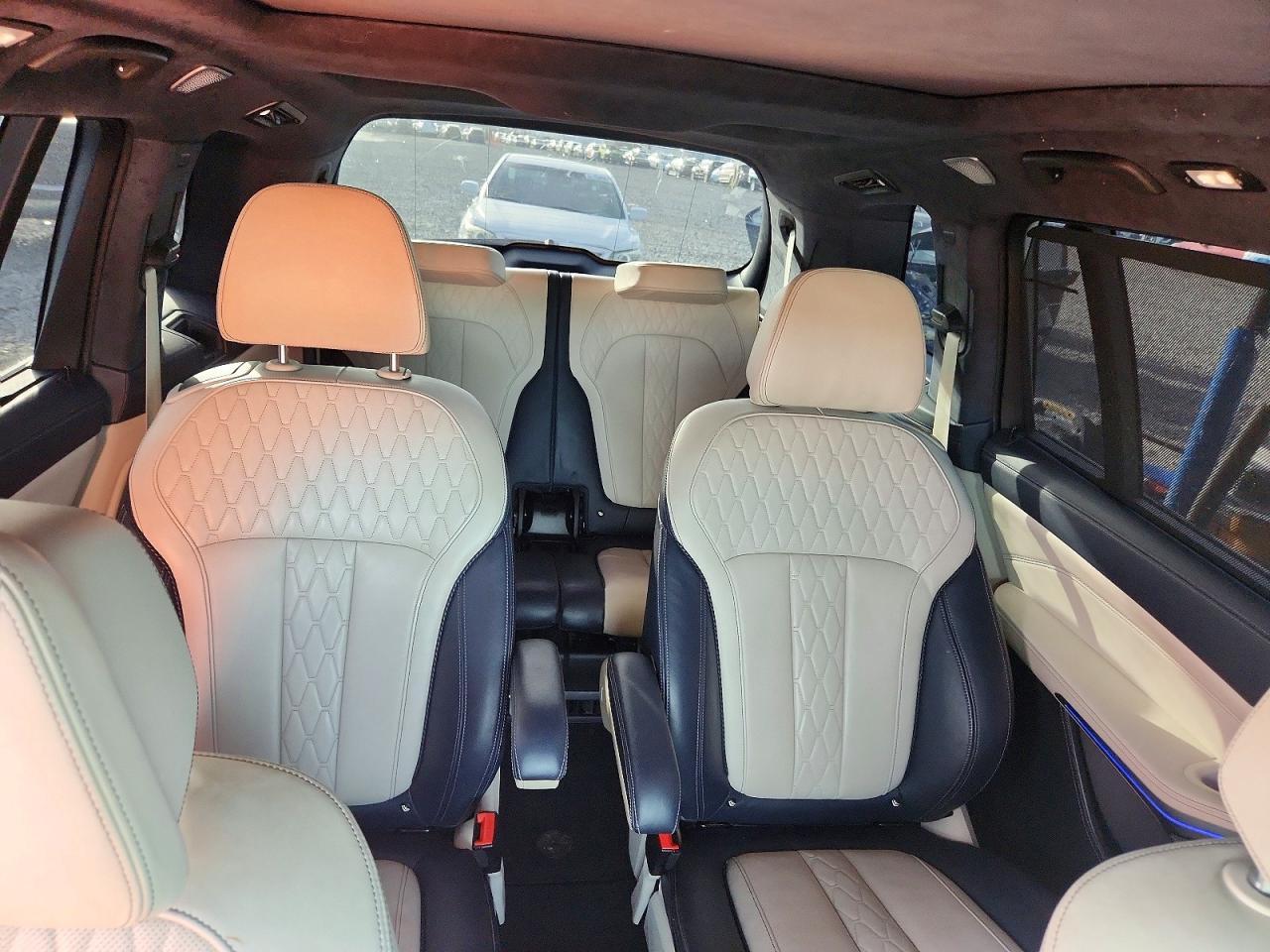 2019 BMW X7