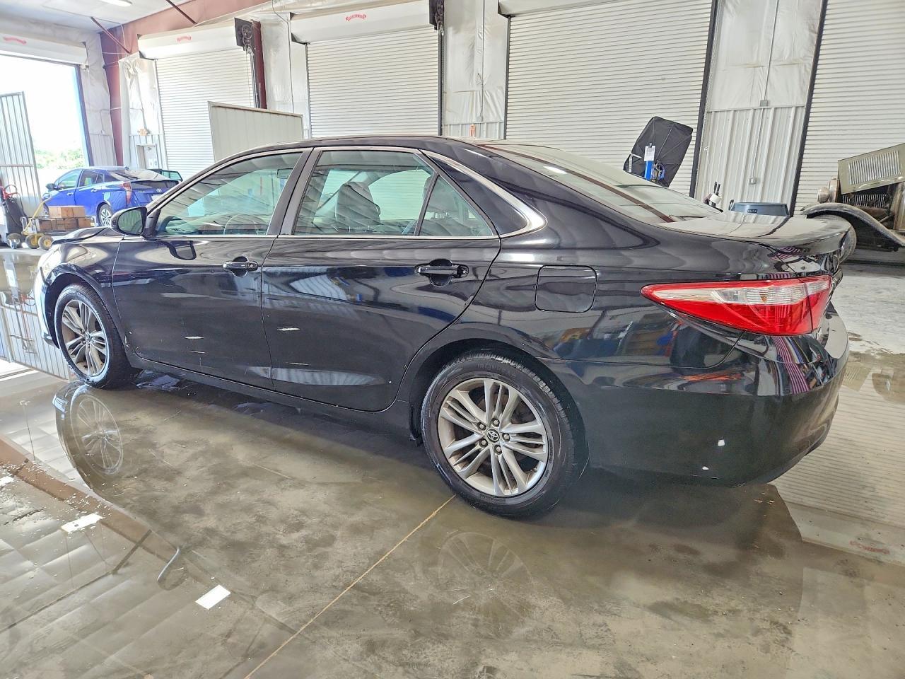 2015 TOYOTA CAMRY