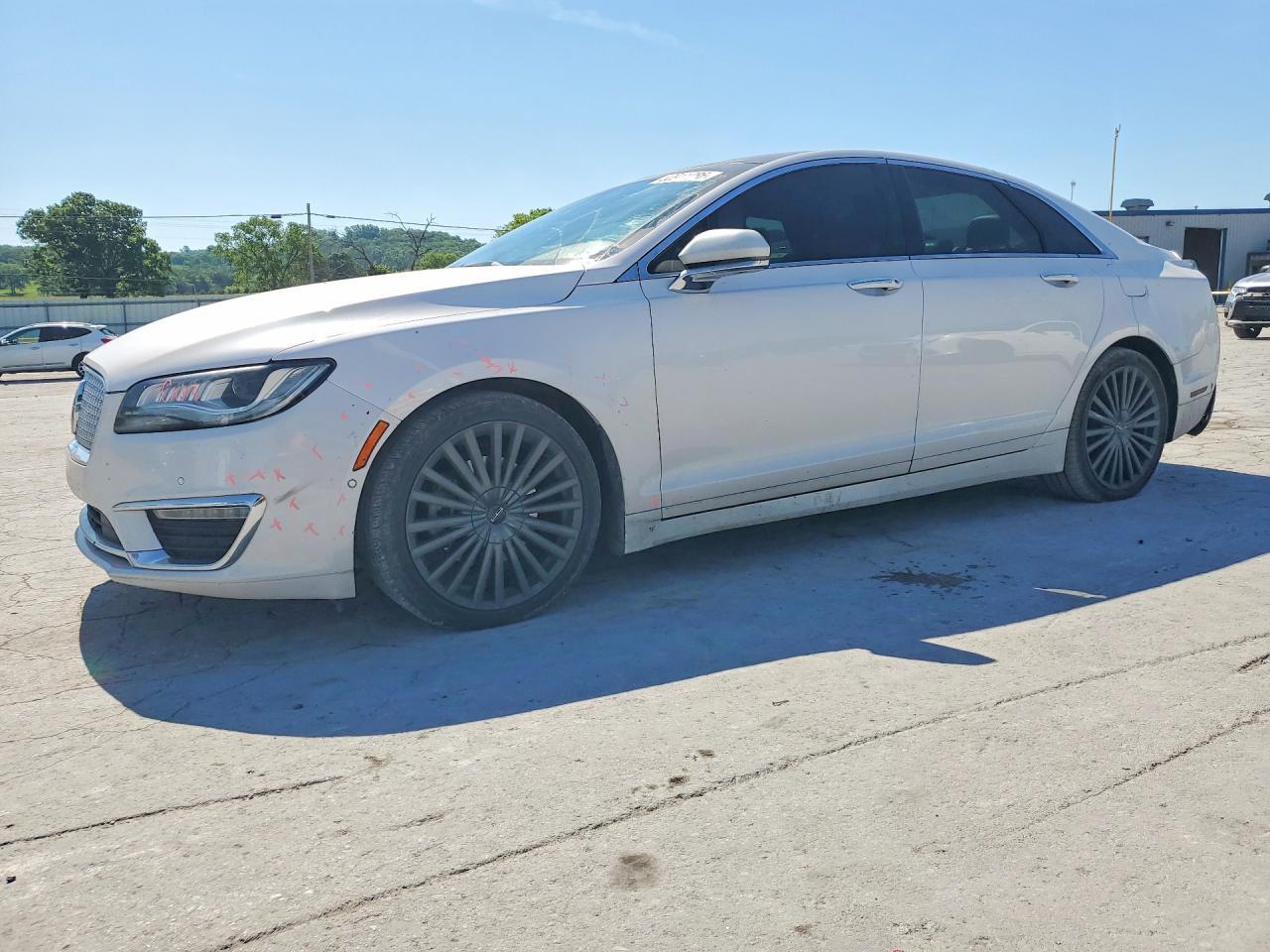 2017 LINCOLN MKZ