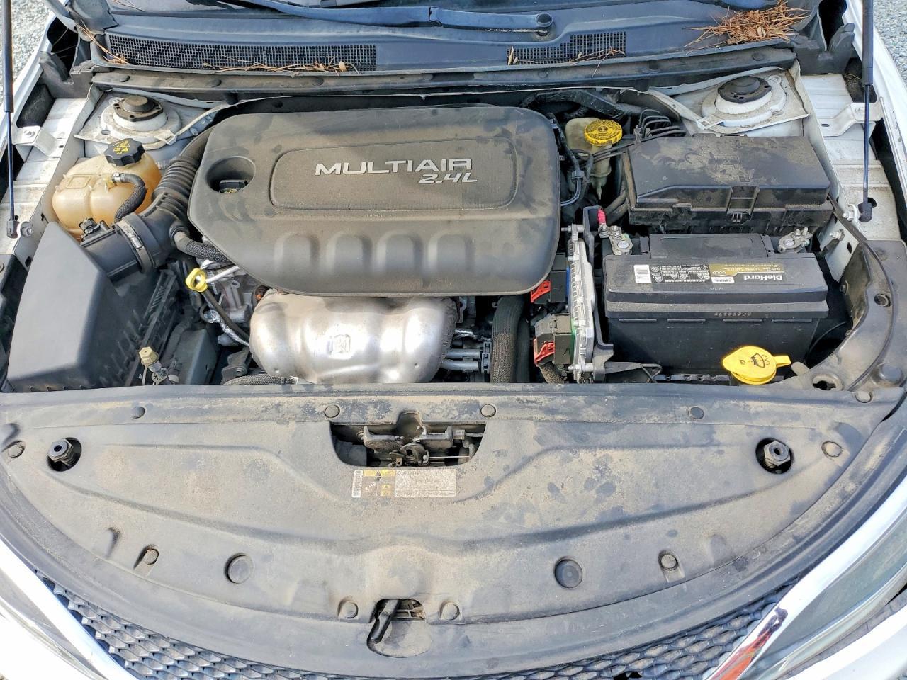 2015 CHRYSLER 200