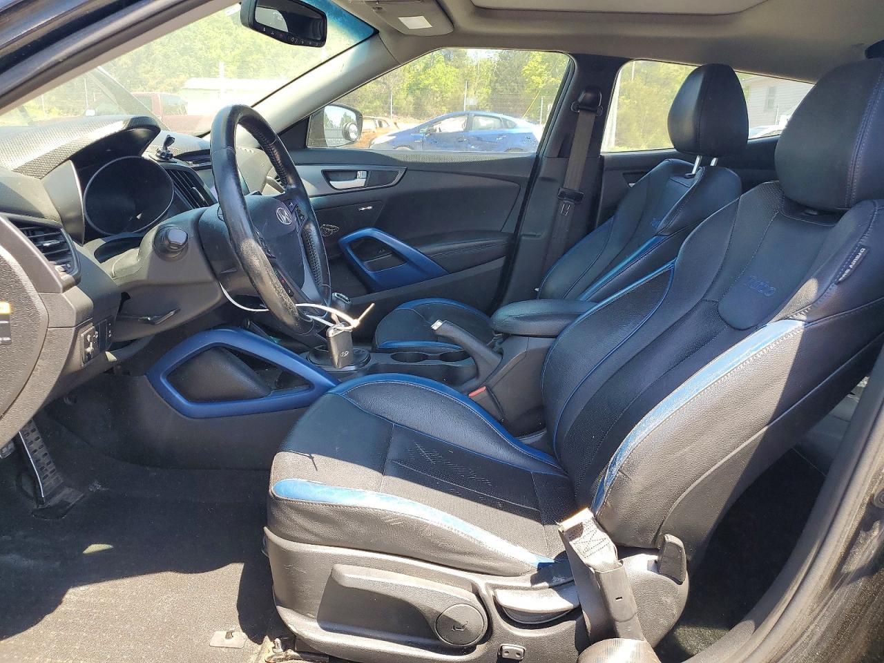 2013 HYUNDAI VELOSTER