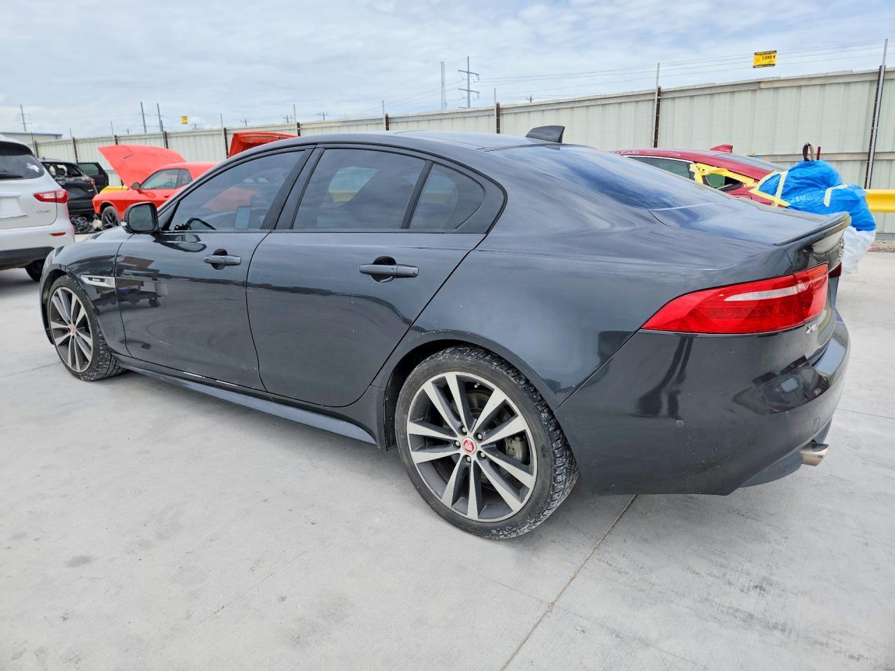 2017 JAGUAR XE