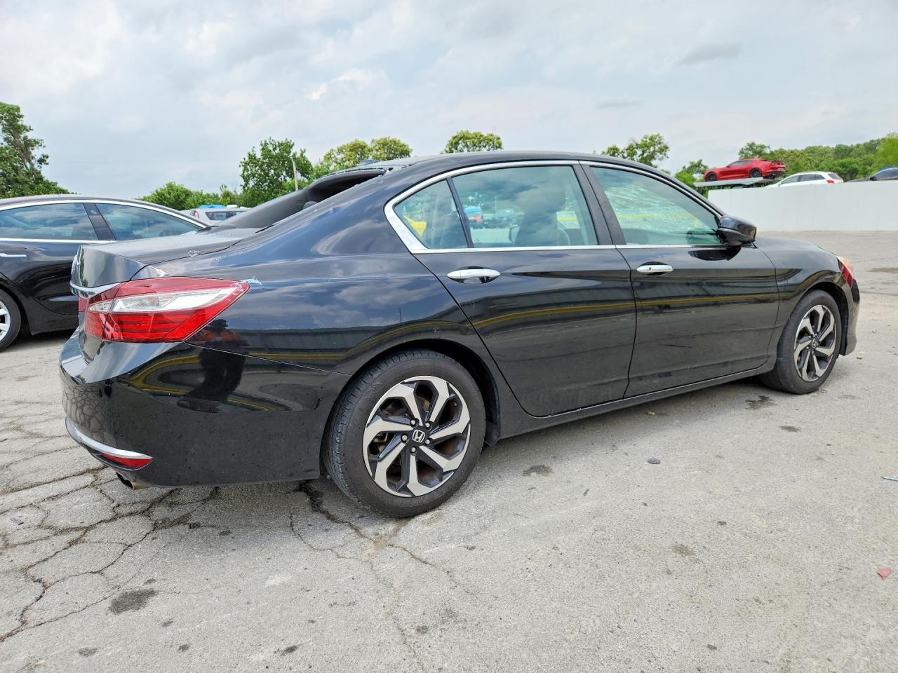 2017 HONDA ACCORD