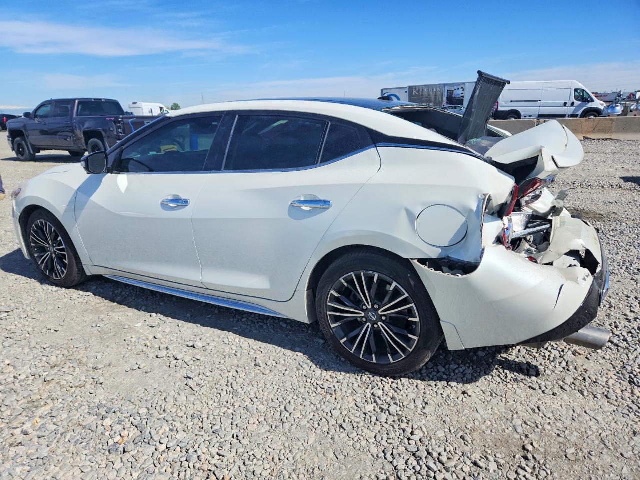 2018 NISSAN Maxima