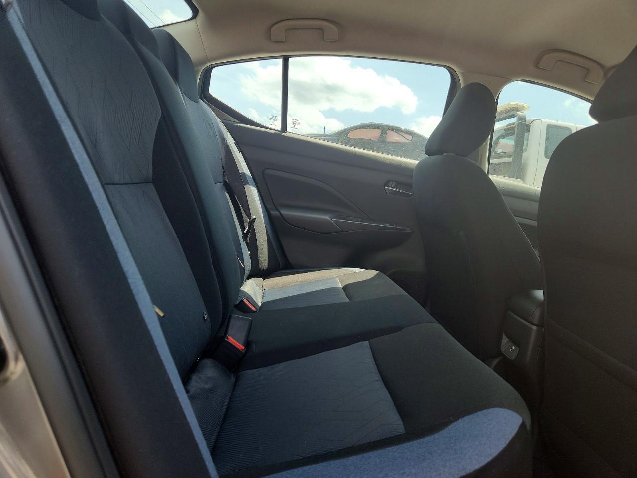 2025 NISSAN VERSA