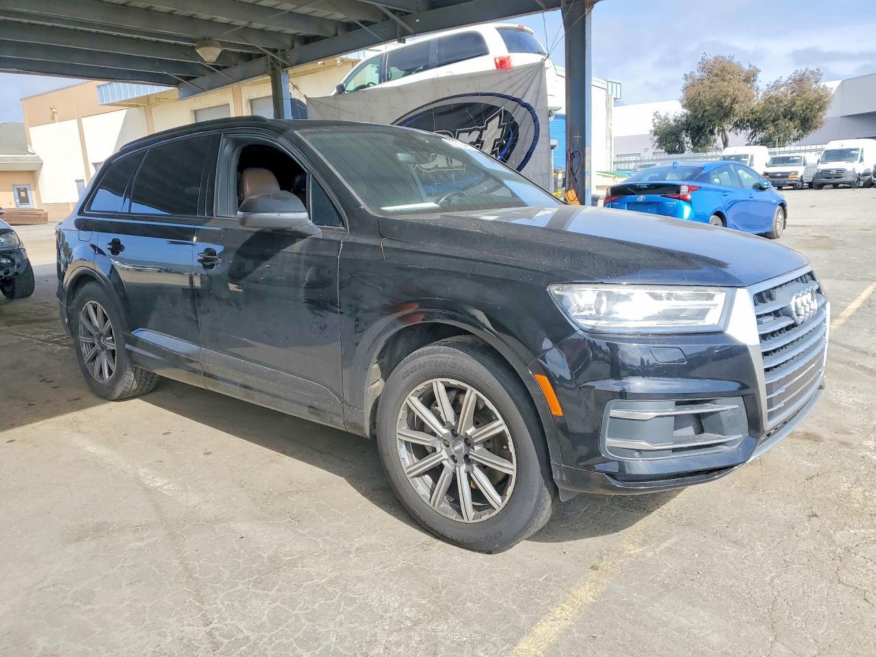 2017 AUDI Q7