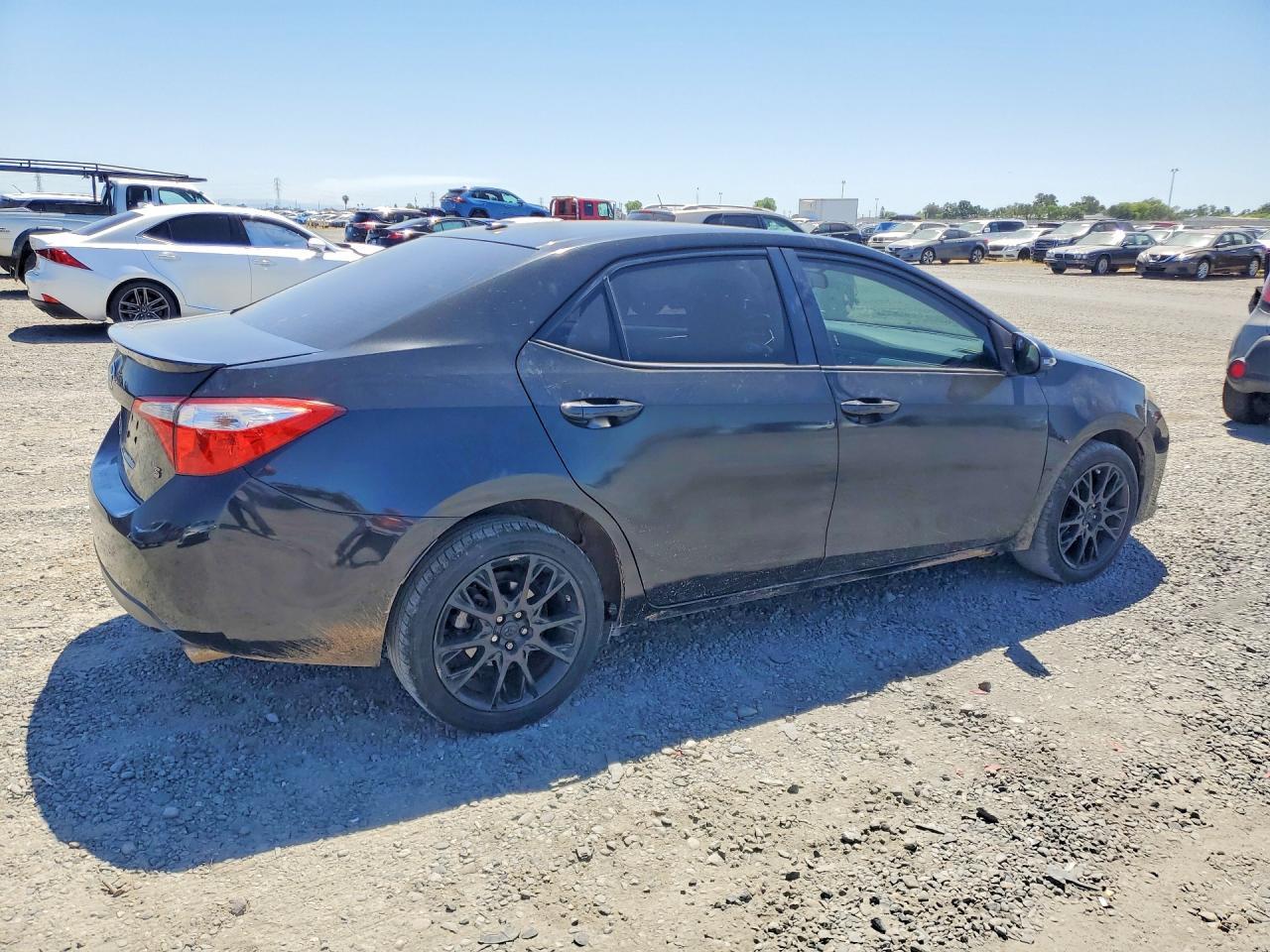 2016 TOYOTA COROLLA