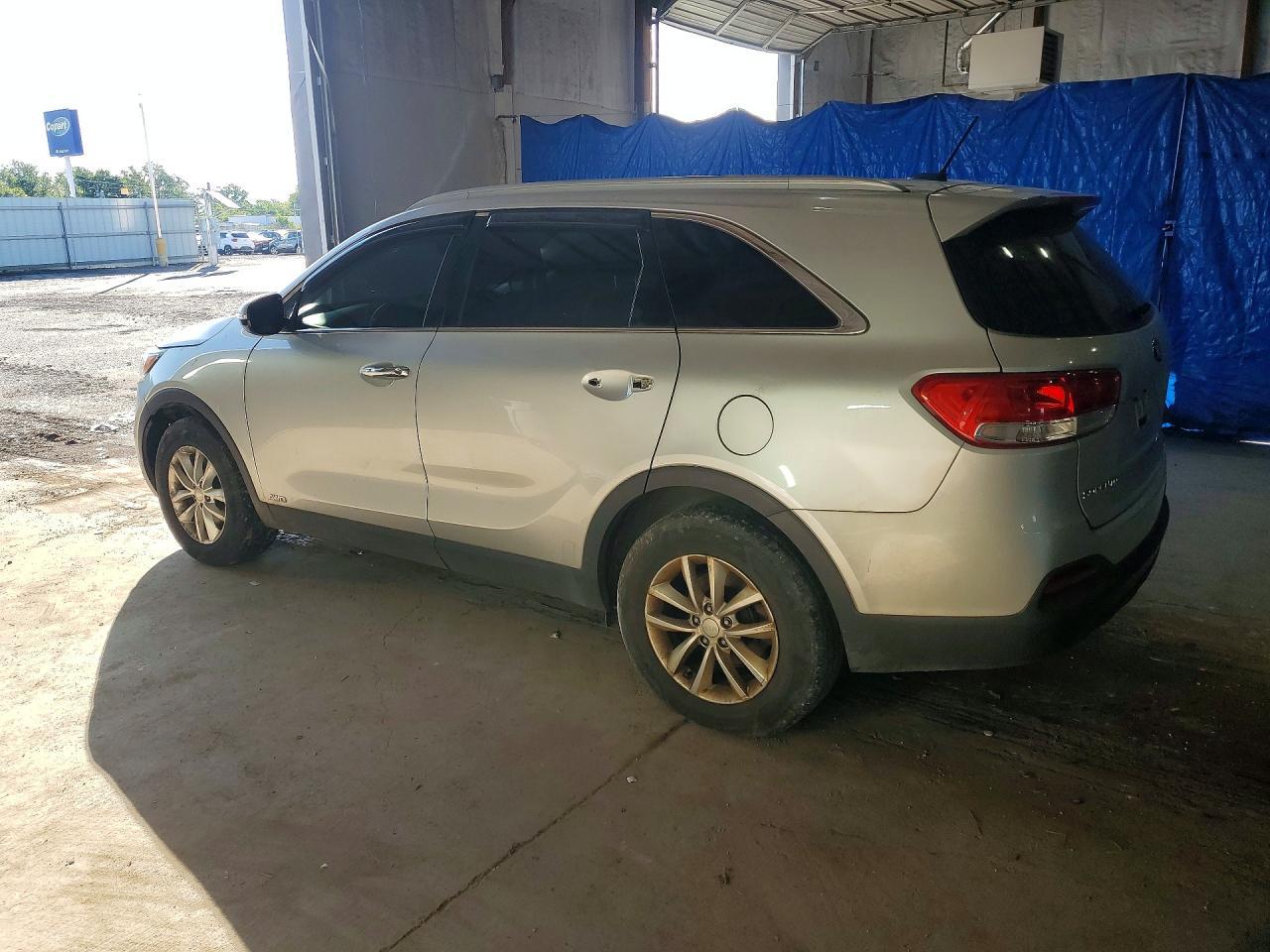 2017 KIA SORENTO